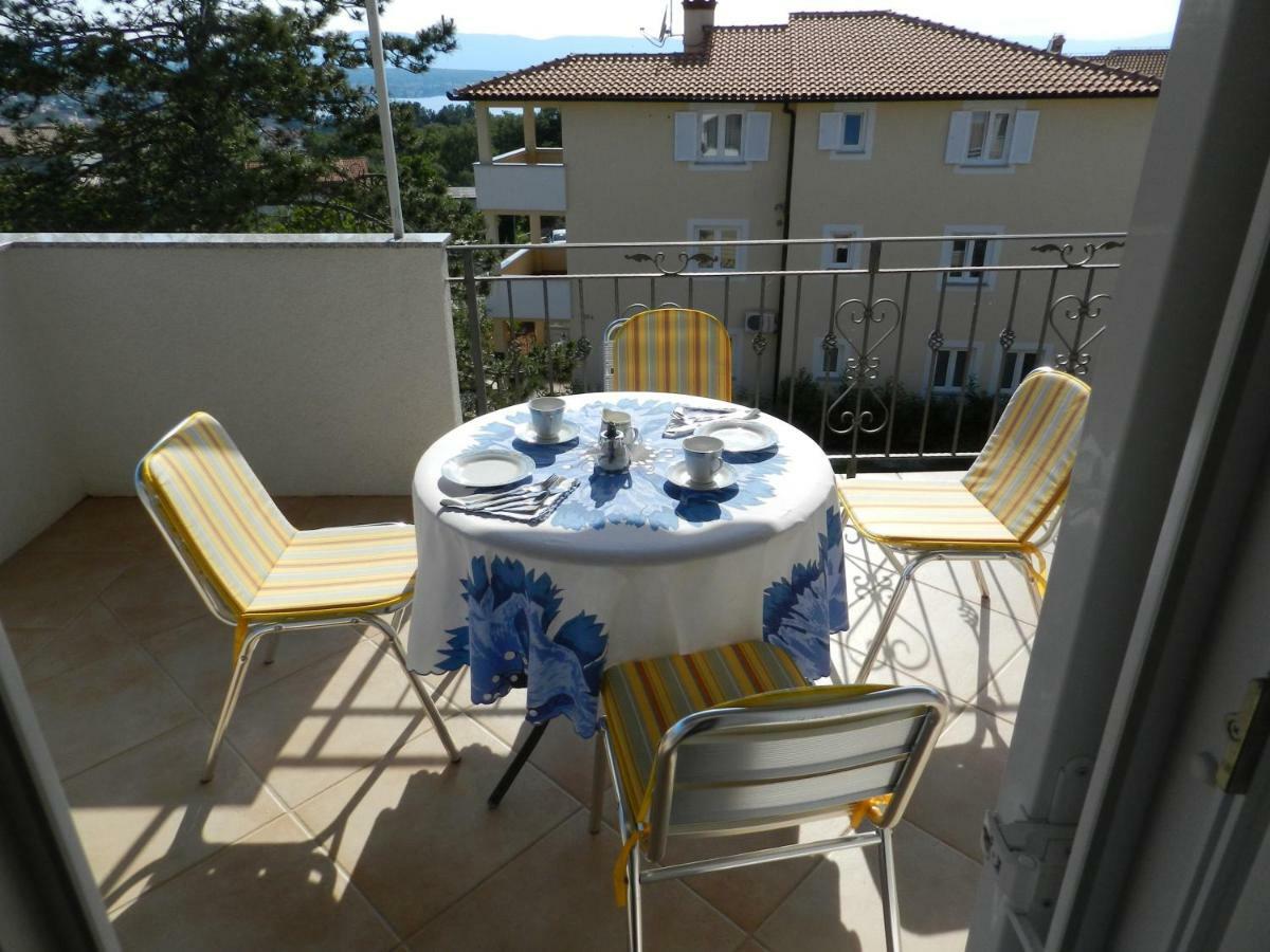 Apartmani Lucija Jurkovic Malinska Ngoại thất bức ảnh