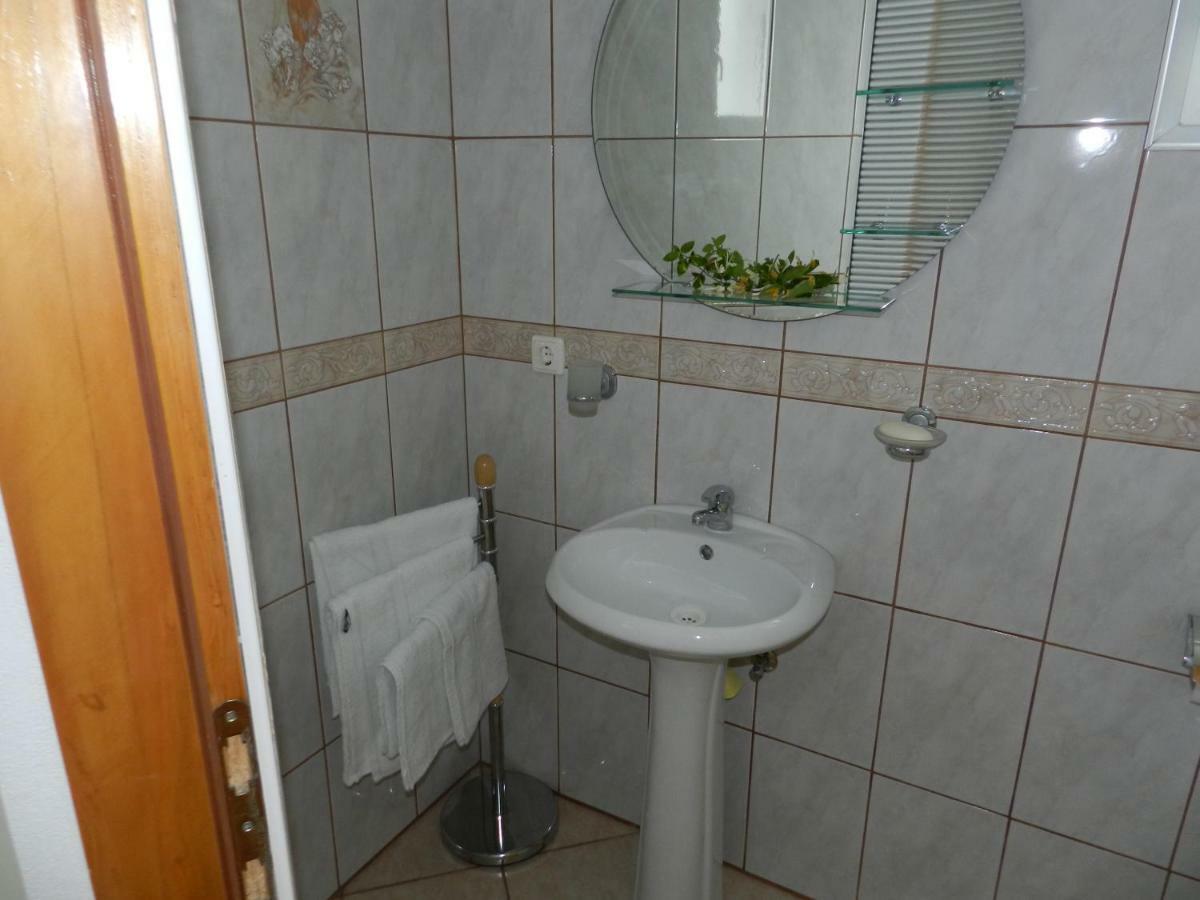 Apartmani Lucija Jurkovic Malinska Ngoại thất bức ảnh